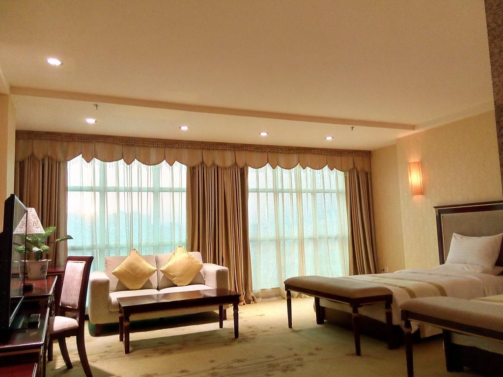 Guangzhou Li Gang Hotel Kamer foto
