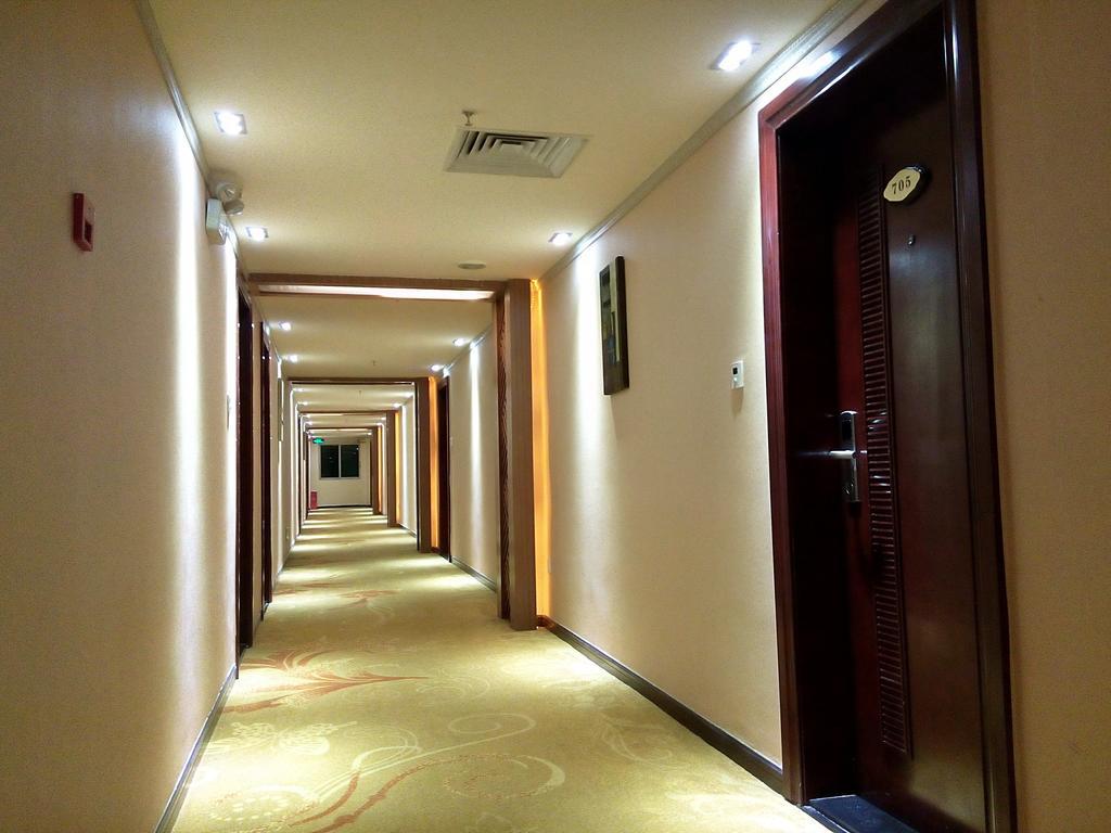 Guangzhou Li Gang Hotel Buitenkant foto